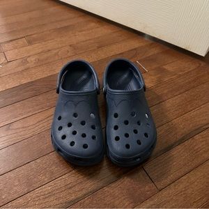 Navy crocs, size W10-11 / M8-9